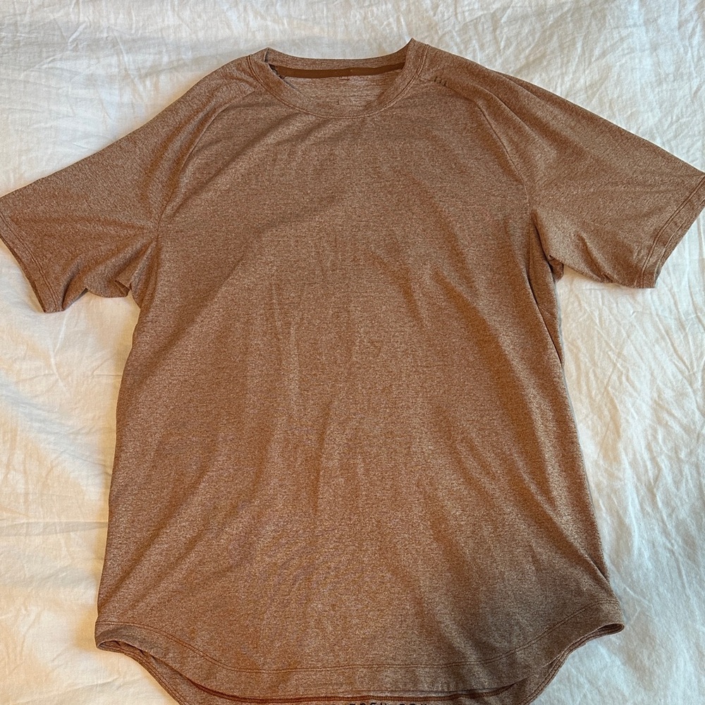 Lululemon Men’s Drysense Short Sleeve Size L